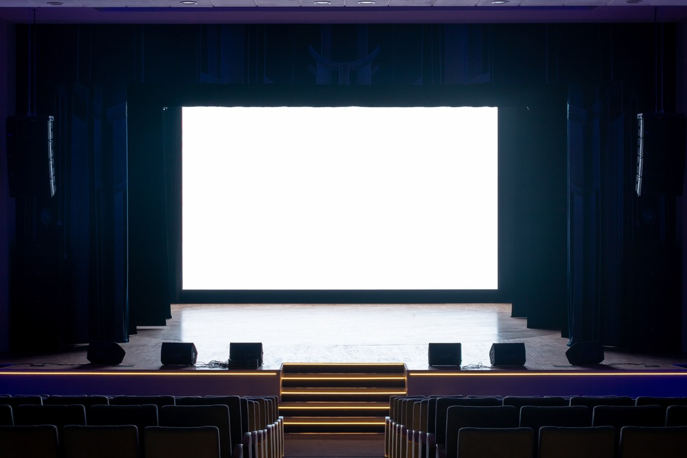concert-hall-theater-red-new-cha